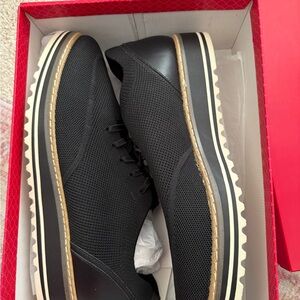 Kelly & Katie Black Ada Sneakers